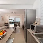 Villa Crystal