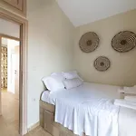 Villa Crystal