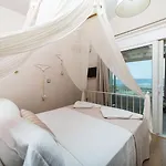 Crystal Villa *