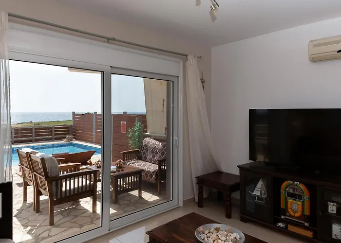 Crystal Villa *